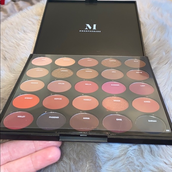 Morphe Other - Morphe Hey Girl Hey 25C Eyeshadows Palette New